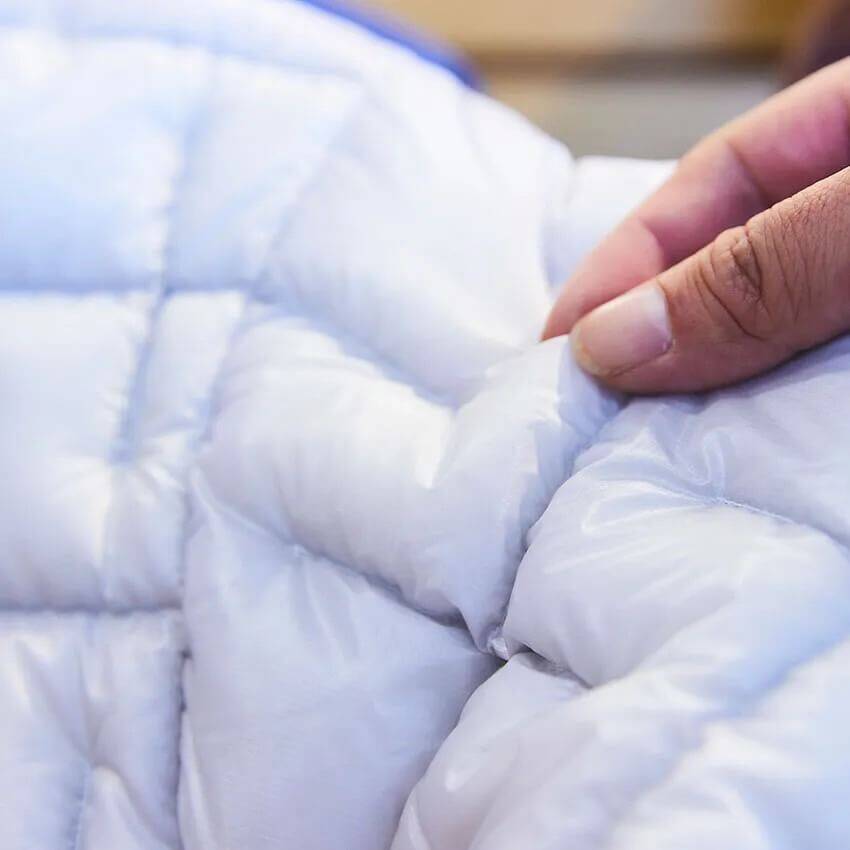 独自の最先端技術と圧巻のバラエティに驚愕！「モンベル」最新ダウンを一挙解説