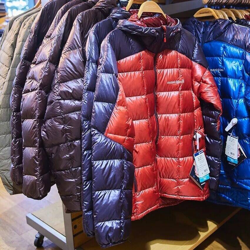 独自の最先端技術と圧巻のバラエティに驚愕！「モンベル」最新ダウンを一挙解説