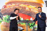 「「共に挑戦するのは、まだ叶えられていない夢」BMXプロライダー中村輪夢がモスバーガーとチャレンジパートナー契約を締結！」の画像1