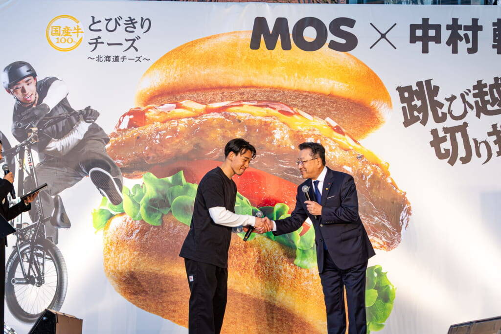「共に挑戦するのは、まだ叶えられていない夢」BMXプロライダー中村輪夢がモスバーガーとチャレンジパートナー契約を締結！