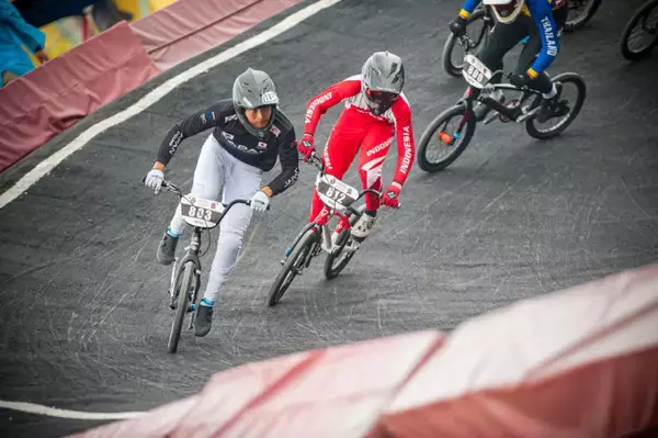 「日本人選手全員が見事アジアチャンピオンに「2022年BMXレーシングアジア選手権大会」」の画像