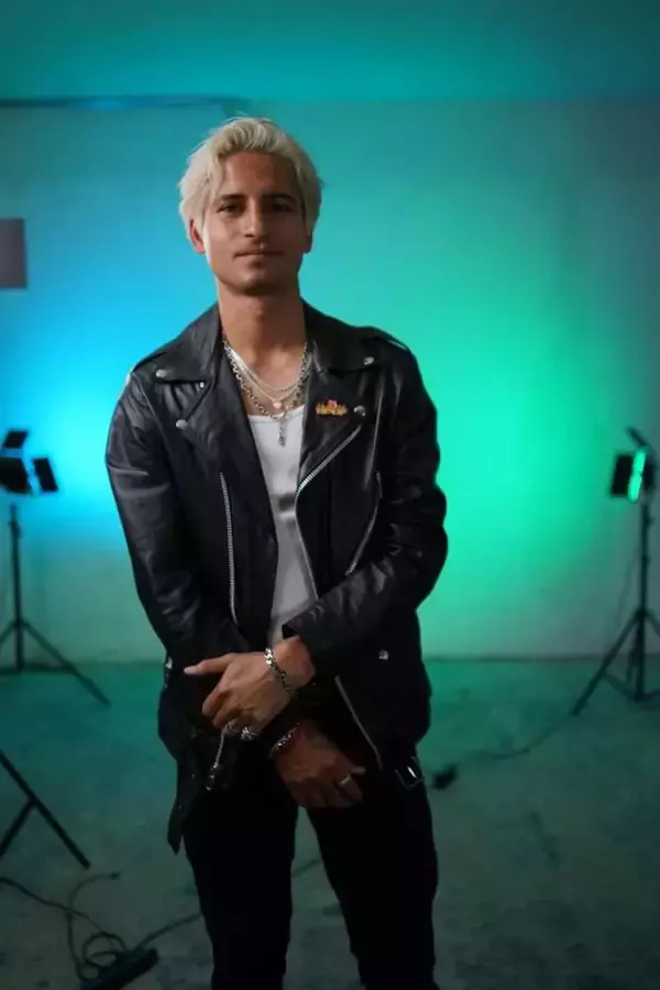 「夢を絶対に諦めないこと」を伝えたい。スケートボードとアートで自分の可能性を表現し続けるメキシカンプロスケーター、オスカー・メサ