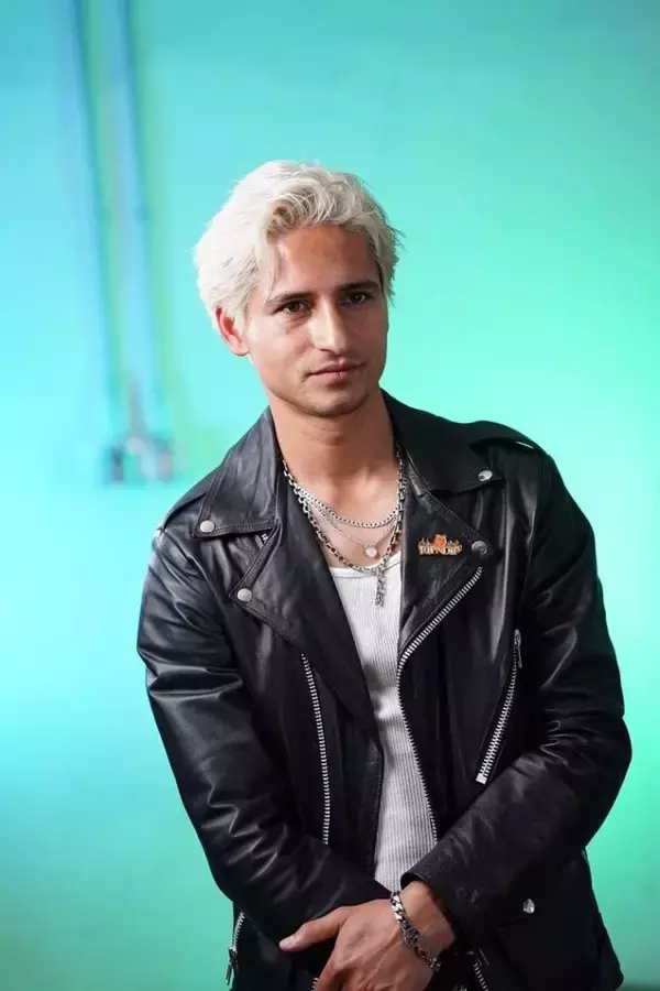 「「夢を絶対に諦めないこと」を伝えたい。スケートボードとアートで自分の可能性を表現し続けるメキシカンプロスケーター、オスカー・メサ」の画像