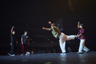 前人未到の3連覇!世界最大規模の『A-POP』ダンスバトル「あきばっか〜の」を制覇した「龍と勇太」の本人コメントが到着!