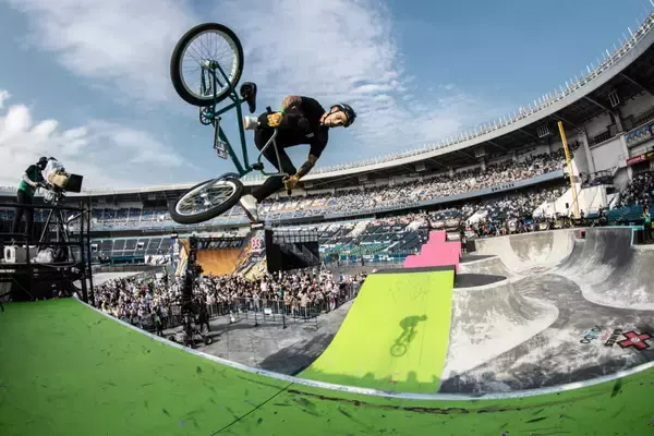 「女子スケートボードパークの表彰台を日本人スケーターが独占【X Games Chiba 2022 Presented by Yogibo】」の画像