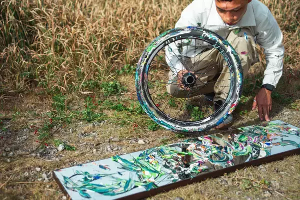 「競技の枠を超えた、新たなBMXの可能性を追求し続ける。NAO YOSHIDAインタビュー」の画像