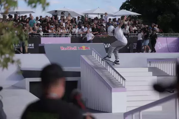 「最後の最後に決め切ったベストトリックで大逆転「World Skateboarding Tour :ローザンヌ・ストリート 2023」- パリ五輪予選大会 / 女子ストリート決勝」の画像