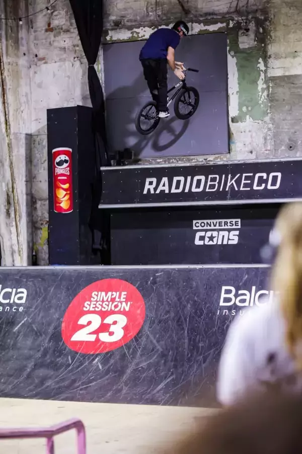 「世界最大級のBMXストリート種目の大会 「SIMPLE SESSION 23」が示すBMXストリートの魅力とは」の画像