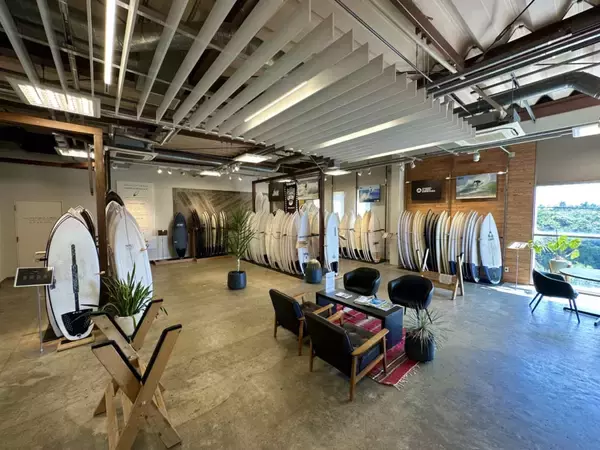 サーフボードを”所有”しない新時代へ。ムラサキスポーツ「SURFBOARD STATION」が変えるサーフィンの常識