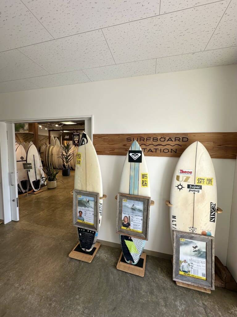 サーフボードを”所有”しない新時代へ。ムラサキスポーツ「SURFBOARD STATION」が変えるサーフィンの常識
