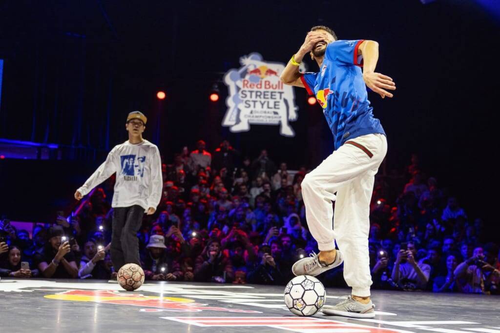 フリースタイルフットボールの新時代へ！ AKIが語る「自分しかできない役割」とは