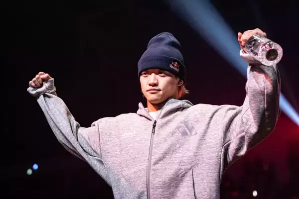 「世界王者の座は挑戦者に。B-Boy ShigekixとB-Girl Royalが世界選手権初優勝「東急不動産ホールディングスWDSF世界ブレイキン選手権2025久留米」」の画像