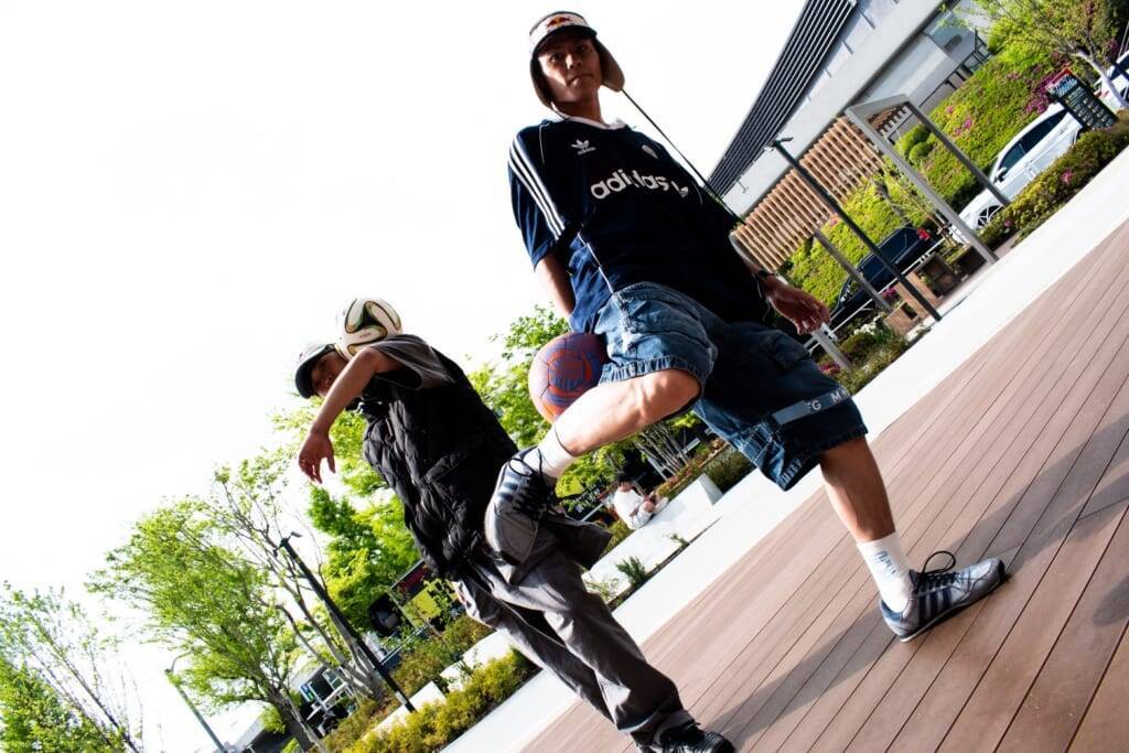 春のストリートを彩る。カルチャーMIXチーム「F.B.D」が提案する春のファッションスタイル