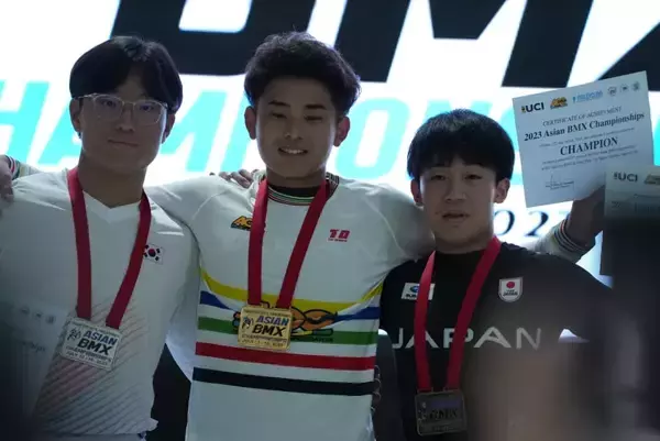 「日本女子チームがパリオリンピック国別出場枠を獲得「2023年アジアBMX選手権大会」レーシング種目」の画像