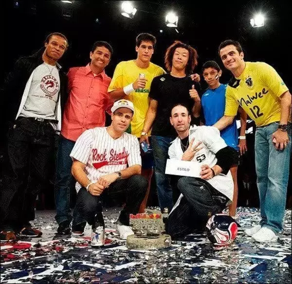 「記念すべき第10回開催のフリースタイルフットボール日本一決定戦「JFFC 10th」クラウドファンディングの募集が開始！」の画像