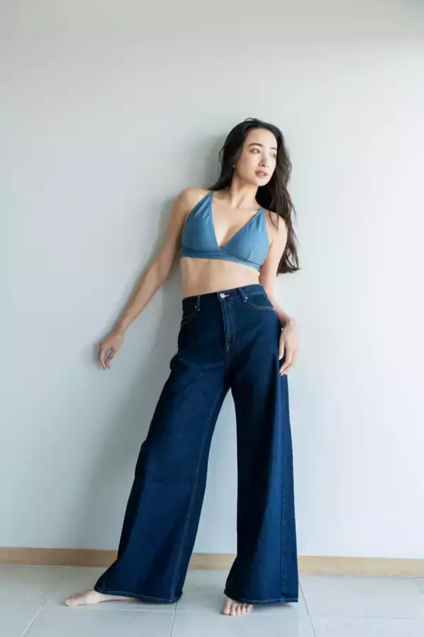 「海と太陽の光をまとう、新定番デニム 「BILLABONG BEACH LOVER JEANS」登場」の画像