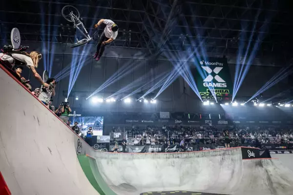 「絶対王者と新王者、そして国内初開催の女子BMXパーク。歴史が動いた2日間「X Games Chiba 2026」」の画像