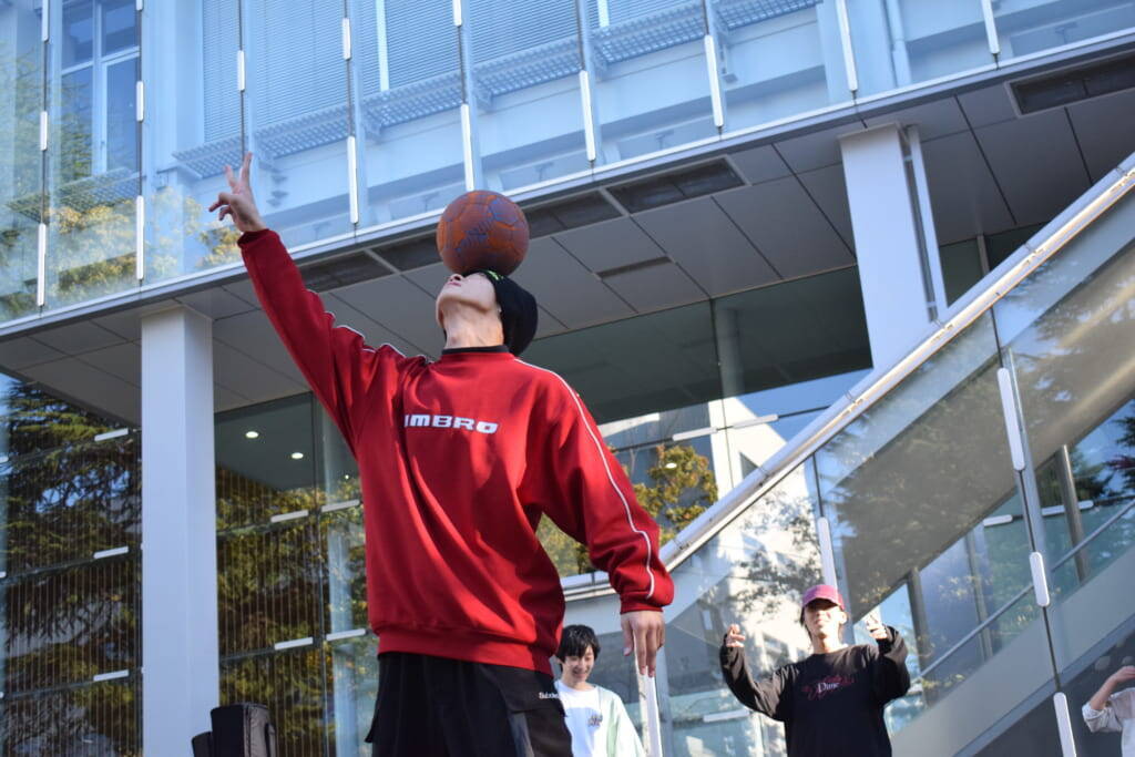 日本最大級のフリースタイルサークルPelusa。代表の2人が語る魅力とは。