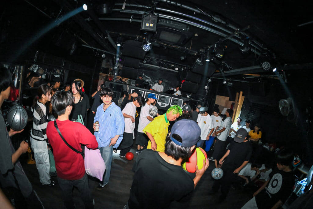 日本最大級のフリースタイルサークルPelusa。代表の2人が語る魅力とは。