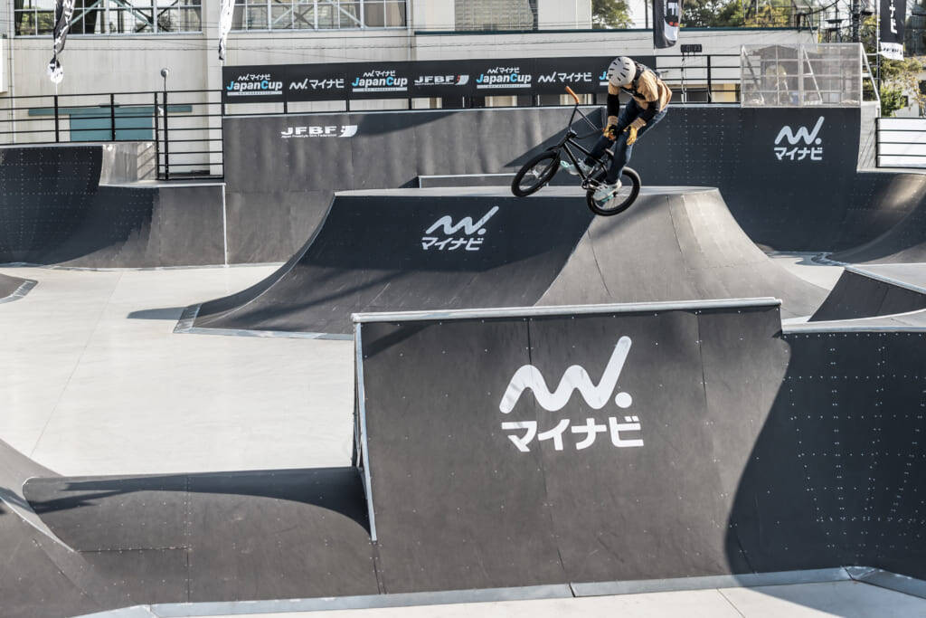 全日本チャンピオンたちが圧巻の走り。男子エリートは中村輪夢が、女子エリートは内藤寧々が優勝 「マイナビJapan Cup第1戦」BMXフリースタイル パーク種目