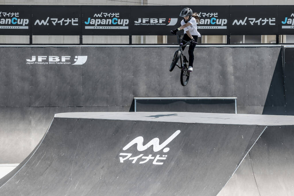 全日本チャンピオンたちが圧巻の走り。男子エリートは中村輪夢が、女子エリートは内藤寧々が優勝 「マイナビJapan Cup第1戦」BMXフリースタイル パーク種目