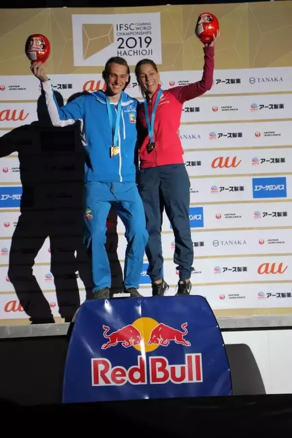 クライミング世界選手権スピードで男子はフォッサリ、女子はミロスラウが優勝