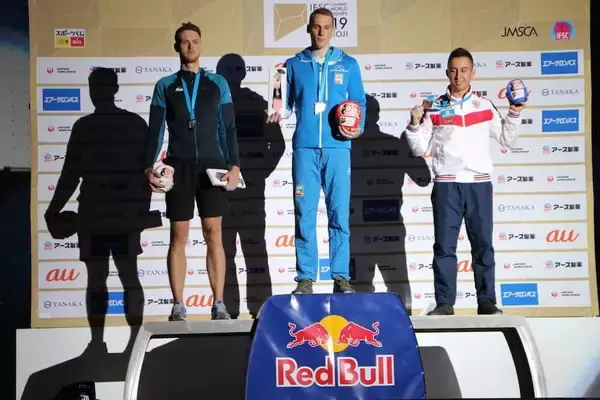 「クライミング世界選手権スピードで男子はフォッサリ、女子はミロスラウが優勝」の画像