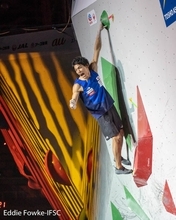 楢崎智亜が金で2020代表内定！「IFSCクライミング世界選手権2019八王子」男子コンバインド