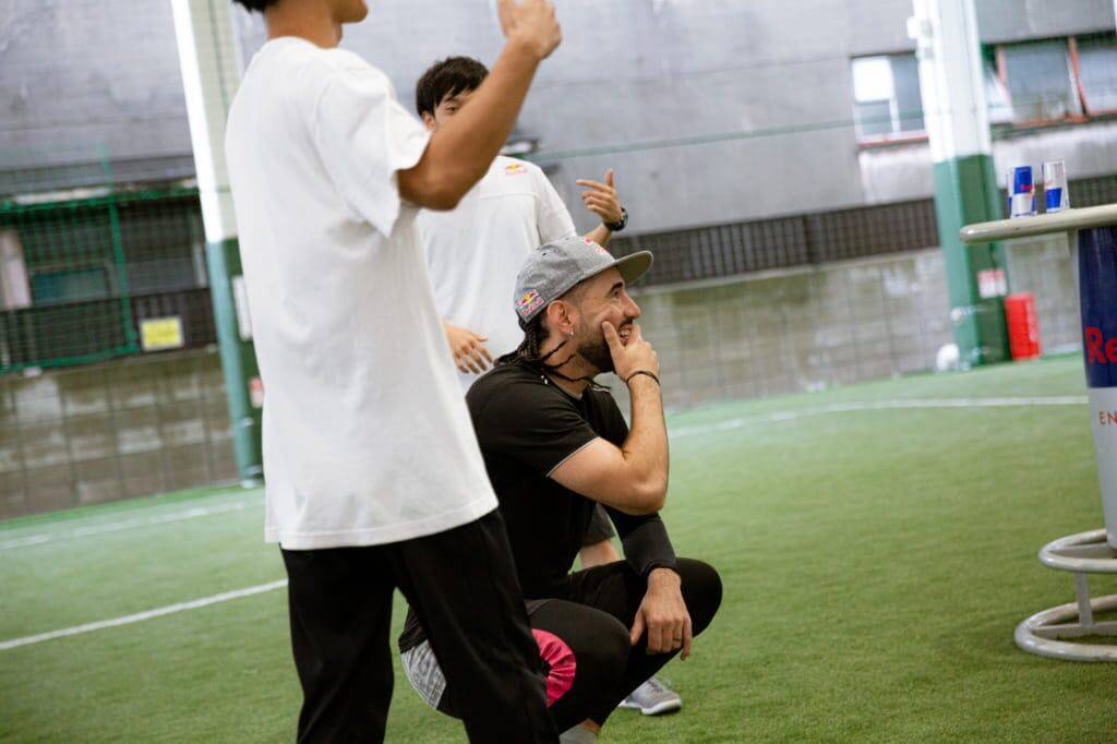 フリースタイラーVSプロサッカー選手 プライドをかけた名勝負動画、公開