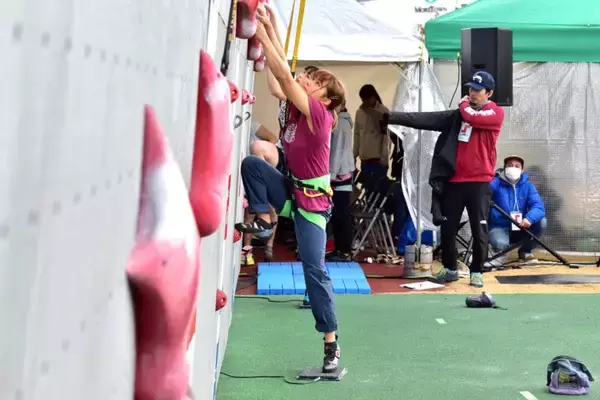 「伊藤ふたばがジャパンカップ連覇達成！土肥圭太も初優勝で新世代覚醒の予感「スポーツクライミング 第2回スピードジャパンカップ」」の画像