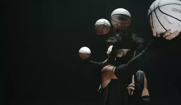 「NINJA SKILL BALLERZの「バスケ×三味線×和太鼓」パフォーマンス動画が、公開後20日間で200万回再生を突破！」の画像