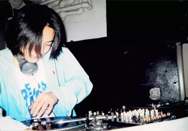 「【新連載】Dance Video Evolution.- ストリートダンスと音楽のつながりをミュージックビデオからひもとく -DJ HIROKINGとは？」の画像