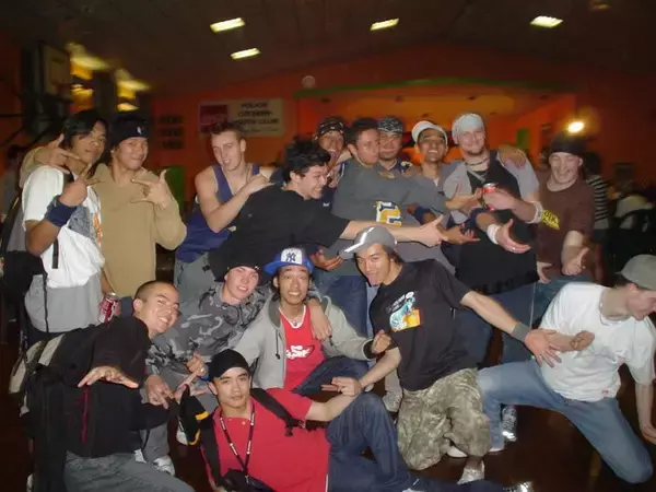 「【新連載】Dance Video Evolution.- ストリートダンスと音楽のつながりをミュージックビデオからひもとく -DJ HIROKINGとは？」の画像