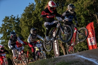 「第37回全日本自転車競技選手権BMXレース」男子は五輪代表NF内定の長迫吉拓が優勝、女子は丹野夏波が大会2連覇