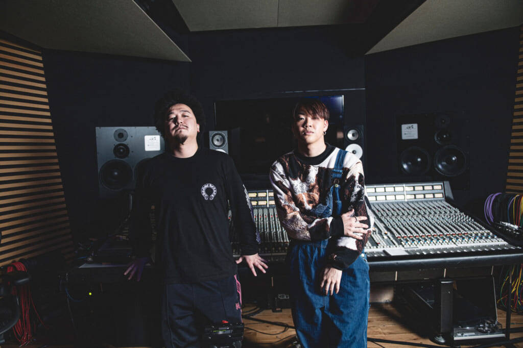 Red Bull がhip Hop シーンをつなぐオンラインマイクリレー Red Bull Our Bars ビートメイカーzot On The Waveとfionn Mily の新曲mvが完成 年12月22日 エキサイトニュース