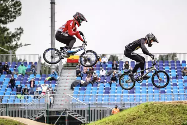 「【日本人初】中井飛馬がW杯2連続優勝　UCI BMXスーパークロスワールドカップ第3戦・第4戦」の画像