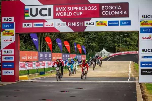 【日本人初】中井飛馬がW杯2連続優勝　UCI BMXスーパークロスワールドカップ第3戦・第4戦