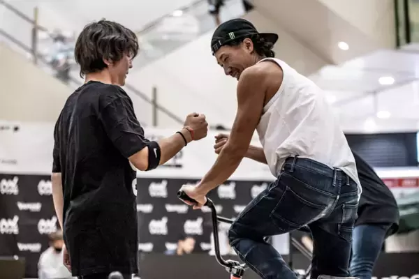 「男子エリートクラスは弱冠19歳 早川起生が初優勝 「マイナビ Japan Cup」BMXフリースタイル フラットランド」の画像