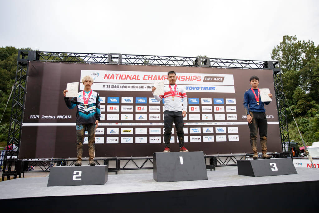 大波乱の「2021年全日本選手権BMXレース」松下巽が3年ぶり2度目の優勝、酒井亜樹が初タイトル