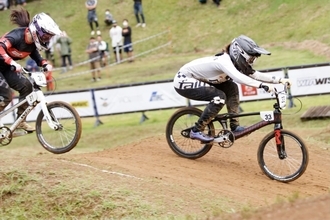 大波乱の「2021年全日本選手権BMXレース」松下巽が3年ぶり2度目の優勝、酒井亜樹が初タイトル