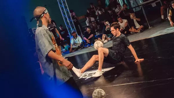 「LEONが歴史的3冠達成！JESSEは満点優勝を果たす【Super Ball 2025】」の画像