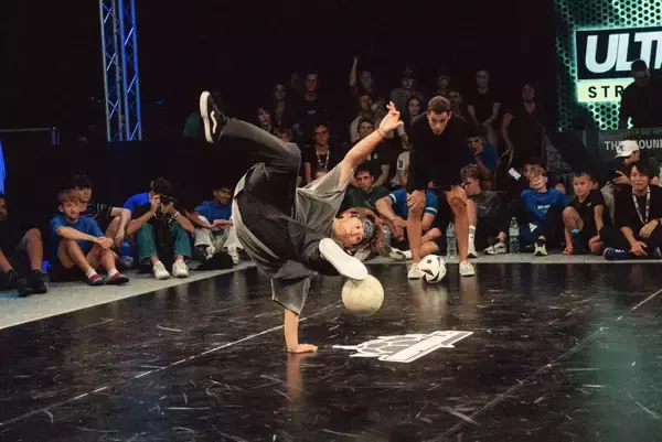 「LEONが歴史的3冠達成！JESSEは満点優勝を果たす【Super Ball 2025】」の画像