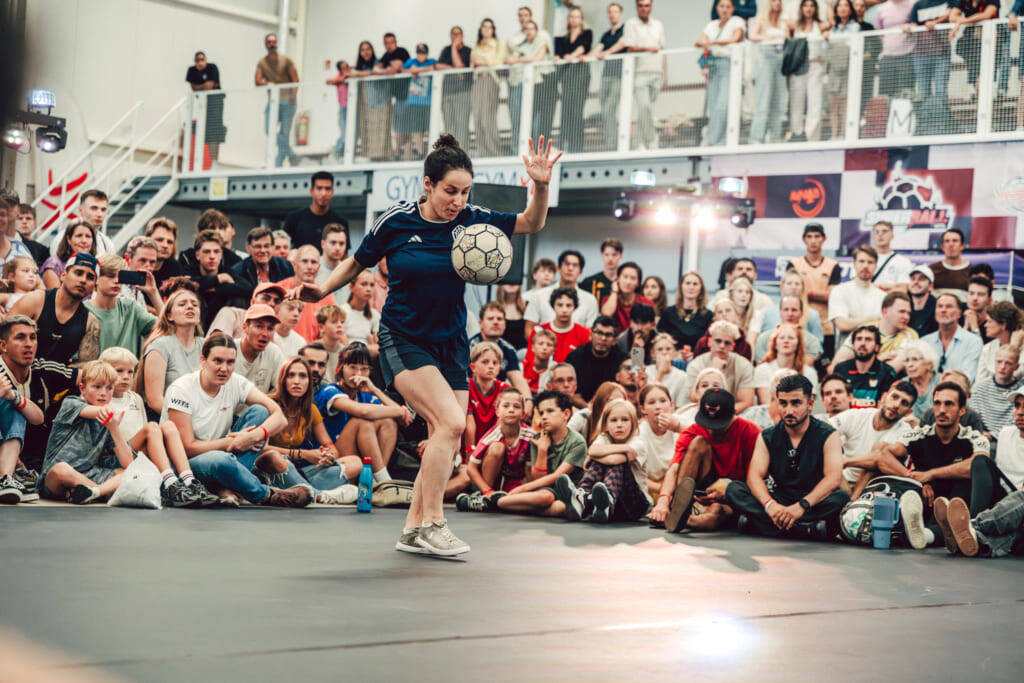 日本勢、メダル合計5個で国別2位の活躍！世界最大のフリースタイルフットボール国際大会「Super Ball 2026」オランダにて開催！