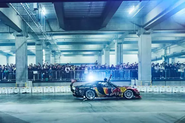「ドリフト・WRC・F1 の世界で活躍するレッドブル・ドライバーが共演！「Red Bull Tokyo Drift 2026」が開催！」の画像
