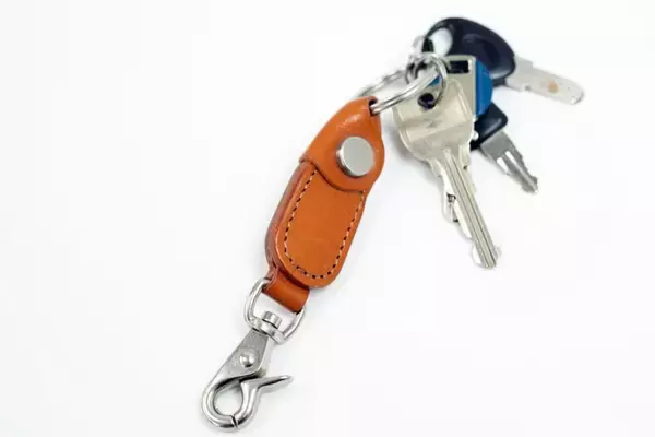 「TRIALOGUE STUDIOが神田のスケートショップ「Prime」と共同開発！スケボー専用バッグのクラウドファンディングを開始」の画像