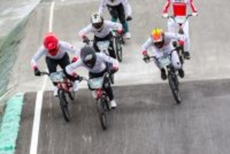 パリ五輪日本代表畠山紗英を筆頭に、日本チームが出場4カテゴリーにてタイトル獲得「TOYO TIRES presents 2025アジアBMXレーシング選手権」