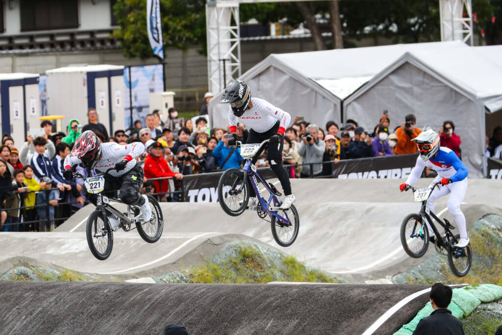 パリ五輪日本代表畠山紗英を筆頭に、日本チームが出場4カテゴリーにてタイトル獲得「TOYO TIRES presents 2025アジアBMXレーシング選手権」