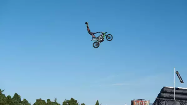 「世界最高峰のBMXとFMXパフォーマンスが音楽フェスを彩る！「WILD BUNCH FEST. 2026」モンスターエナジースペシャルパフォーマンス」の画像