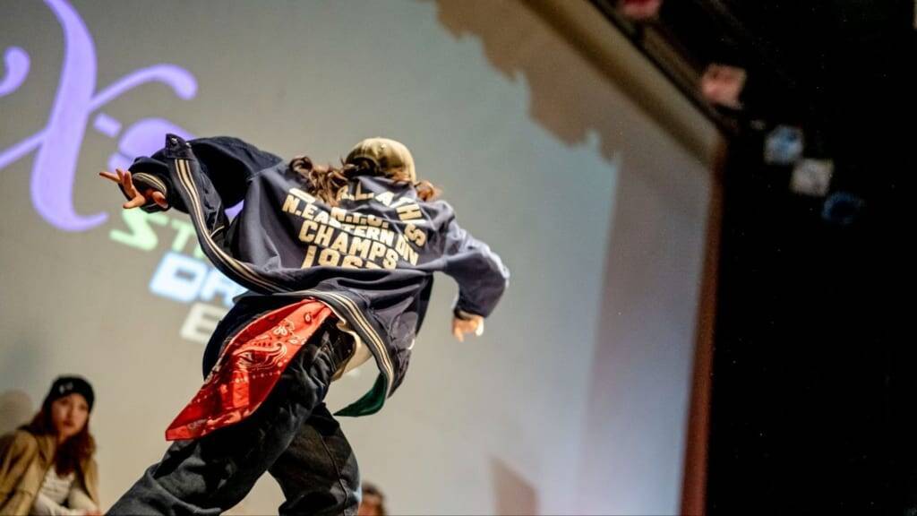 次世代の若手ダンサーたちが自分のスタイルで躍動！X-girlとMAiKAが切り拓いたストリートダンスバトルの新時代「X-girl STREET DANCE BATTLE Produced by MAiKA」
