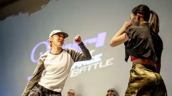 「次世代の若手ダンサーたちが自分のスタイルで躍動！X-girlとMAiKAが切り拓いたストリートダンスバトルの新時代「X-girl STREET DANCE BATTLE Produced by MAiKA」」の画像